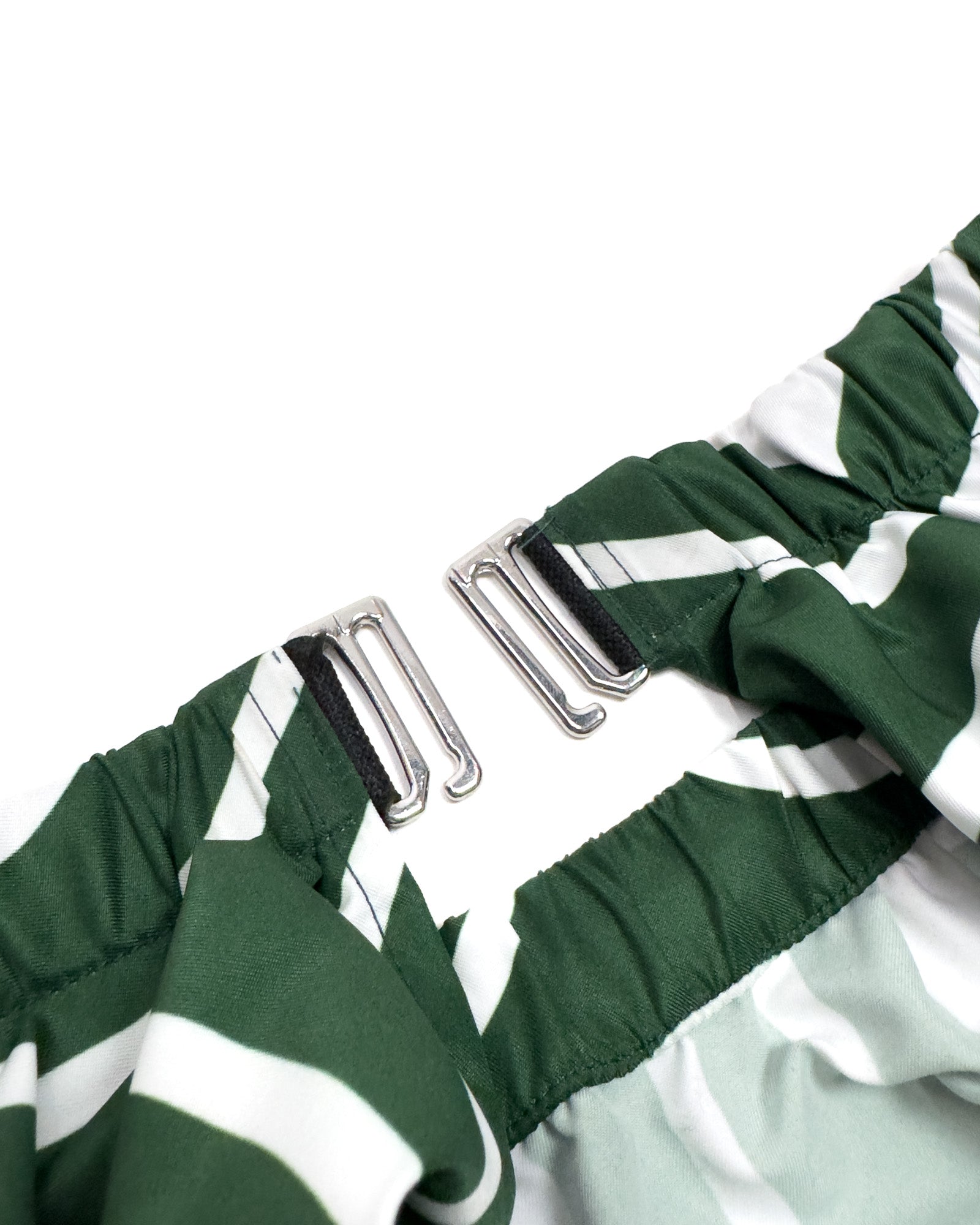 PLANTED ALLOVER LOGO BARBER CAPE