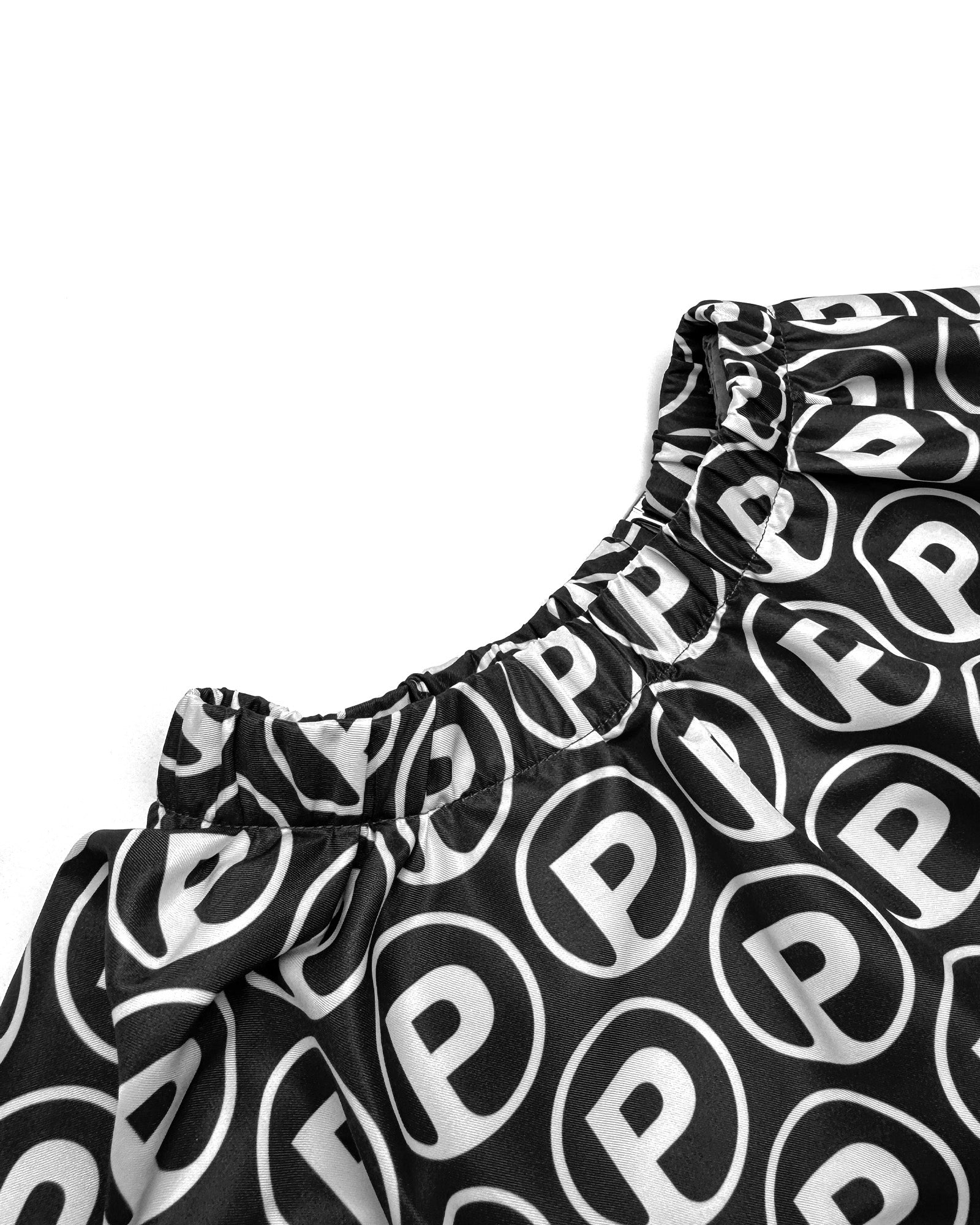 PLANTED ALLOVER LOGO BARBER CAPE